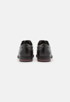 Pier One Unisex - Veterschoenen - Black -Pier One 0167b8efc11a474fa58ea9e54d5eab0d