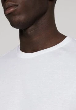 Pier One 3 Pack - T-Shirt Basic - White/Black/Light Grey 15 Pier One 3 Pack - T-Shirt Basic - White/Black/Light Grey -Pier One 122d0709c72e447f82ad50ef09ab3779