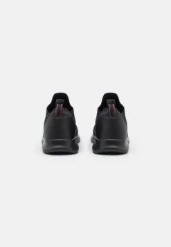 Pier One Sneakers Laag - Black 10 Pier One Sneakers Laag - Black -Pier One 147e323d7d4243f58c8352116ecde75b