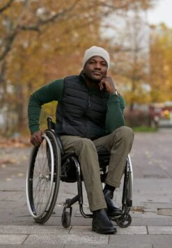 Pier One Bodywarmer - Black -Pier One 38a8bf34c3fa4f8c8b861b11d9b8b3a9