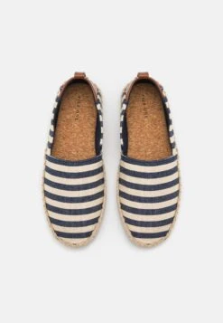 Pier One Unisex - Espadrilles - Dark Blue/White 11 Pier One Unisex - Espadrilles - Dark Blue/White -Pier One 656fb98ccb7640ac939ccc145e729a86