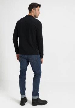 Pier One Poloshirt - Black -Pier One 6a3db35ef7ed472e82adc0b833ce8448