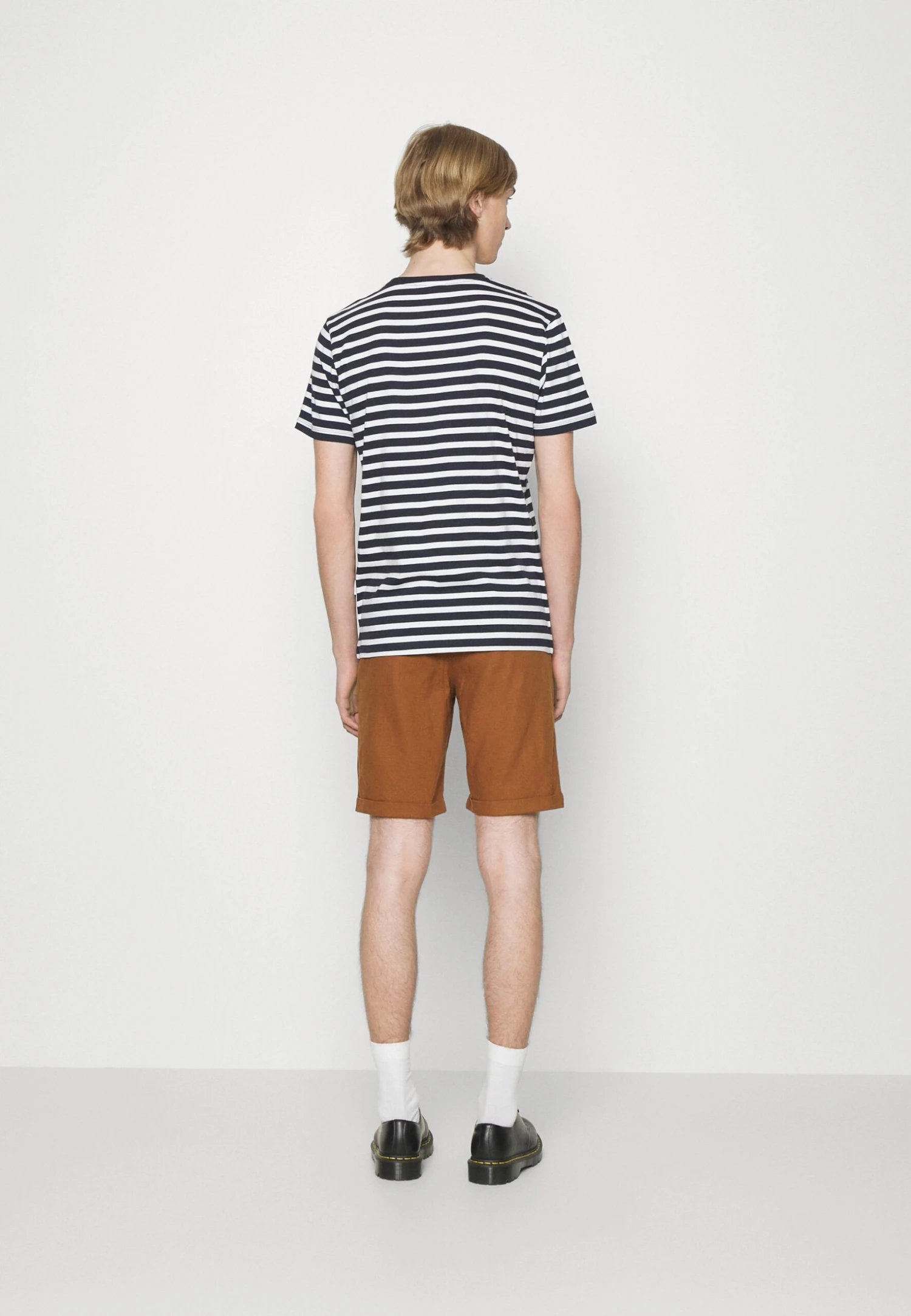 Pier One Linen Blend Drawcord Shorts- Shorts - Brown 5 Pier One Linen Blend Drawcord Shorts- Shorts - Brown - Afbeelding 3