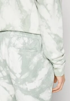 Pier One Shorts - Green 11 Pier One Shorts - Green -Pier One bbb1dcd533944ef5aa7e8fb222df3604