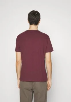 Pier One 5 Pack - T-Shirt Basic - Black/White/Dark Blue 14 Pier One 5 Pack - T-Shirt Basic - Black/White/Dark Blue -Pier One c6bb0feded164f2e88fc26e8bbe1a363