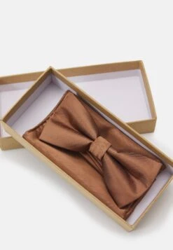 Pier One Set - Pochet - Brown 10 Pier One Set - Pochet - Brown -Pier One e8534b78630b4dea9b4261770a1ca0c0