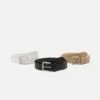 Pier One 3 Pack Unisex - Riem - Black/Beige/White 2 Pier One 3 Pack Unisex - Riem - Black/Beige/White -Pier One f10fc9e66a904f49b76879da1a2190a4