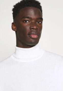 Pier One Trui - Off-White -Pier One f904e2f3a5d44d2aa5d3a33c4185d11b