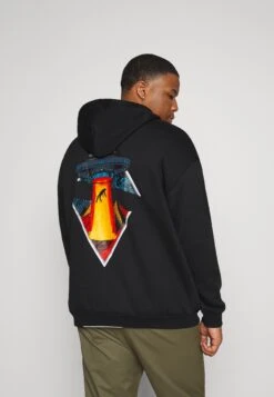 Pier One Hoodie - Black